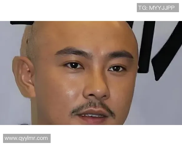 张卫健幽默模仿足球明星精彩瞬间引发网友热议与欢笑